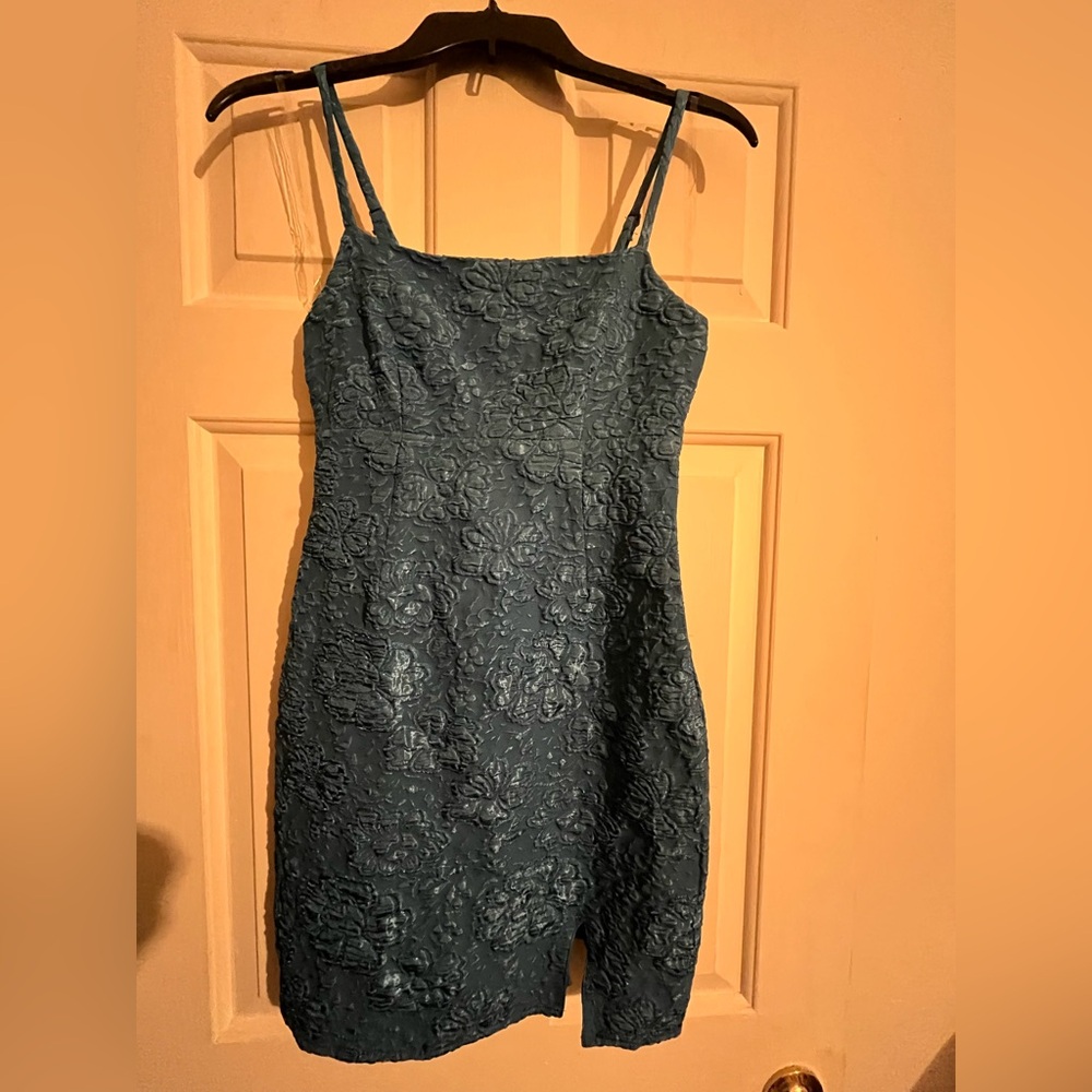 NEW WITH TAGS Live to Be Spoiled XS Blue Lined Dress